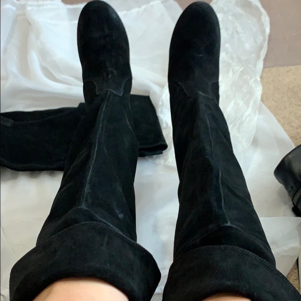 Boots - Picture 2 of 5